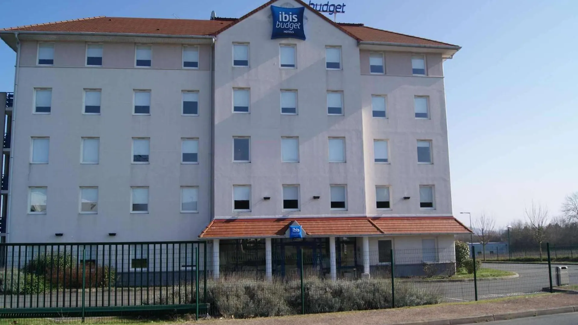 Séjourner sur l'EuroVelo 6 : 7 Ibis Budget Comparés